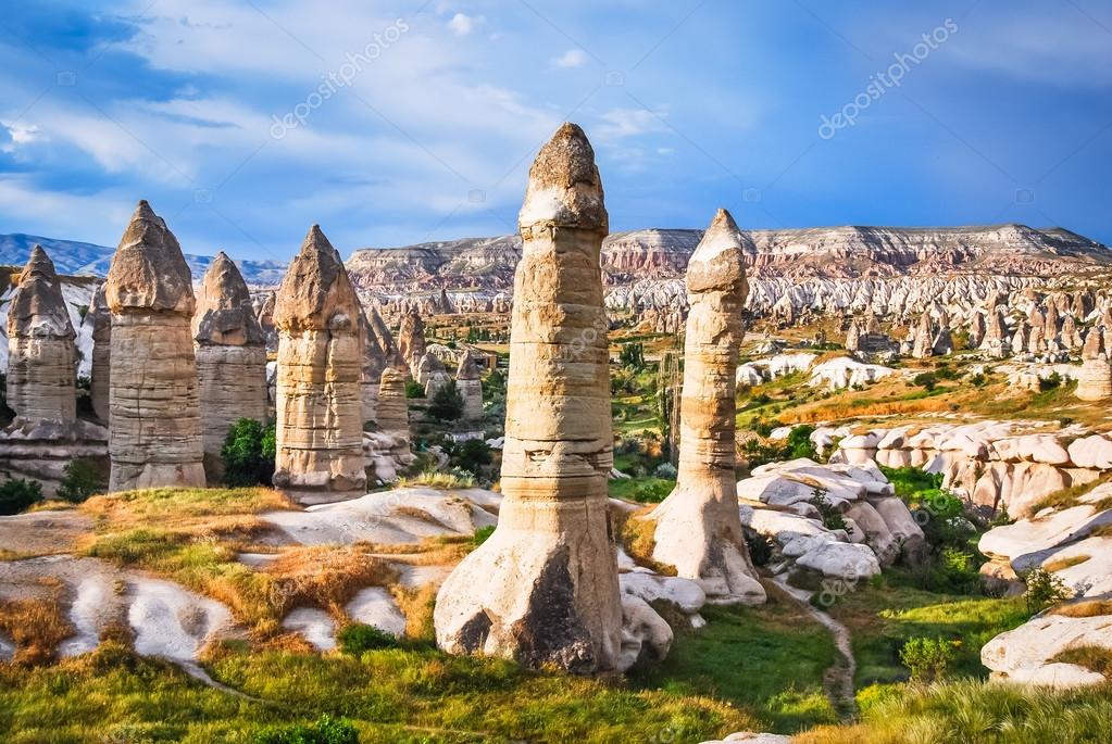 depositphotos_73942791-stock-photo-cappadocia-turkey